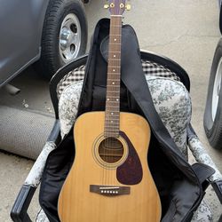Yamaha acoustic guitar & stand