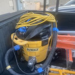 Dewalt Dust Extractor