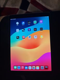 Apple iPad 8th generation/ Large Screen Tablet