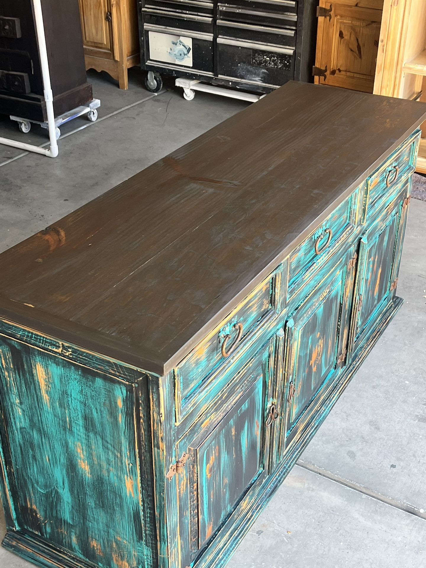 SOLID PINE RUSTIC FARMHOUSE CONSOLE, CREDENZA, BUFFET OR ENTRY PIECE