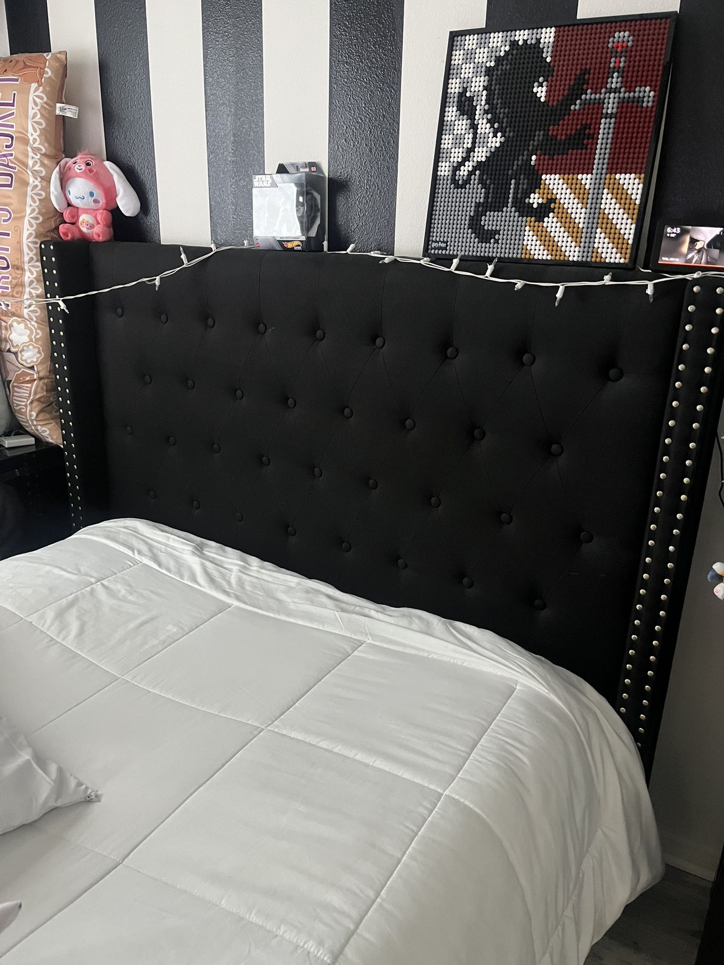 Black Bedframe Full Size Bed