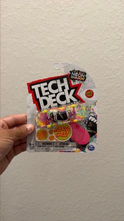 Tech Deck Santa Cruz Neon Invasion Fingerboard