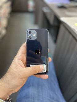 iPhone 12 UNLOCKED