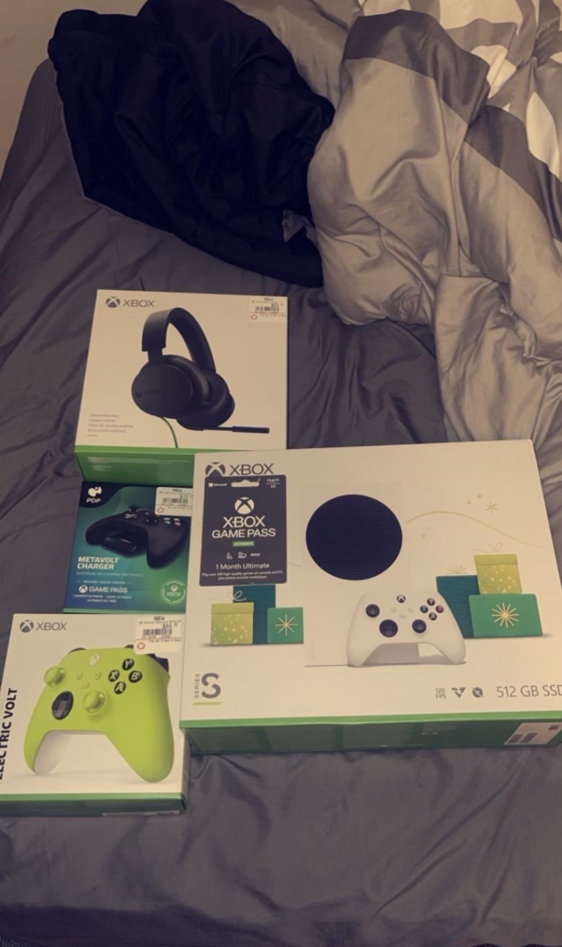 Xbox One Series S Bundle 