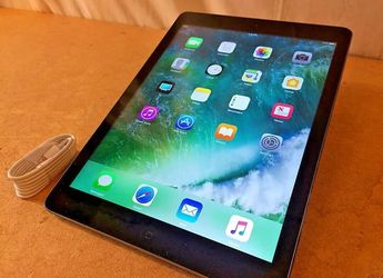APPLE IPAD AIR LIKE NEW