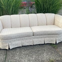 Vintage mid century Broyhill couch