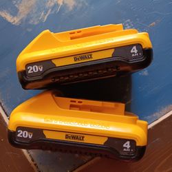New Dewalt 4ah Batteries