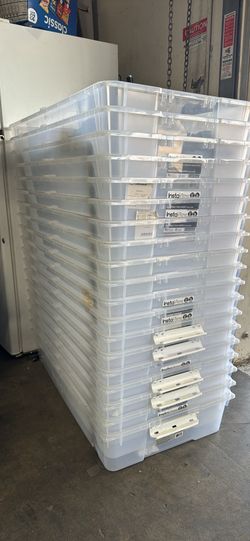 Clear boxes 3 for 10$