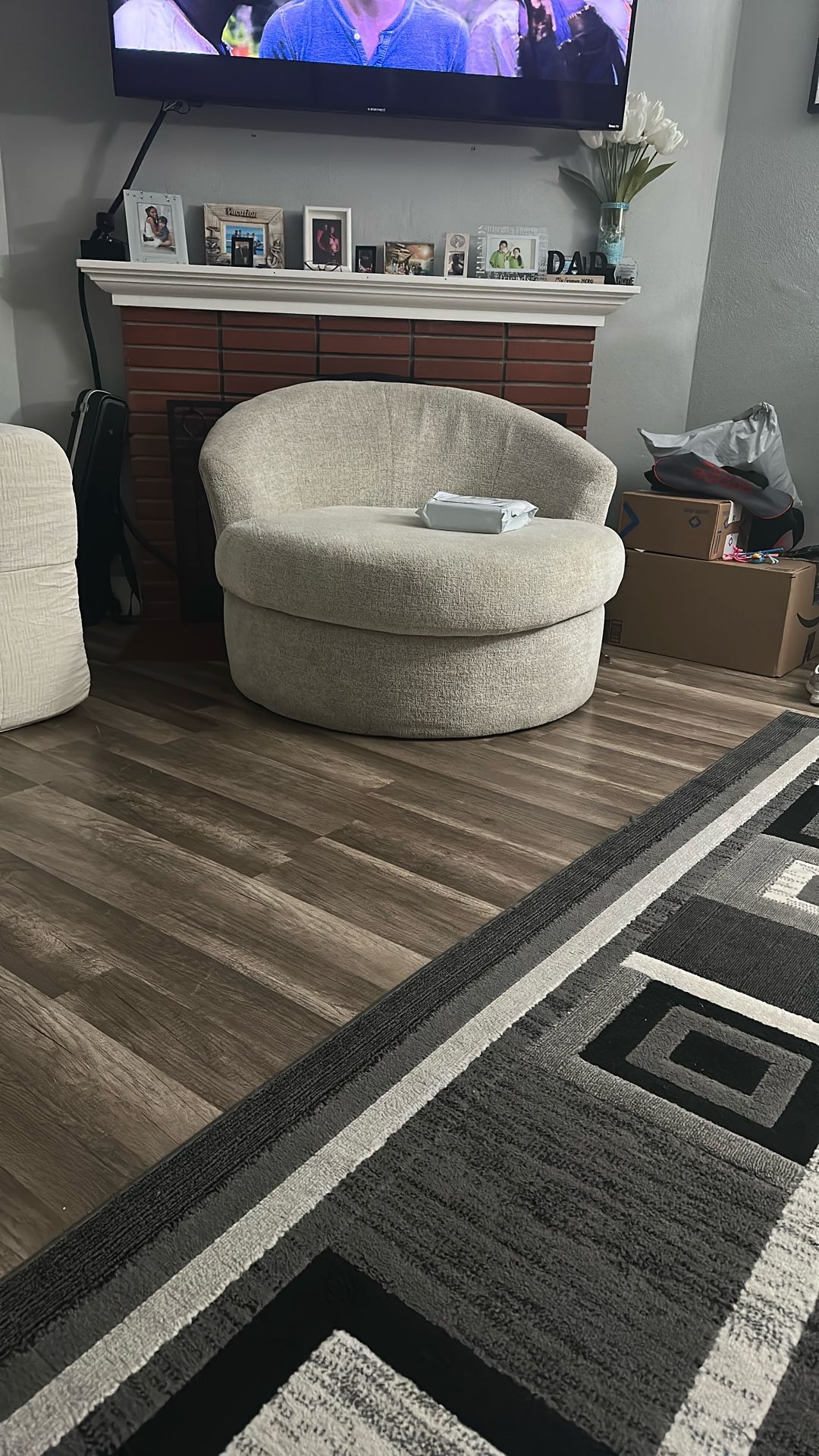 Round Couch (Ashley’s)