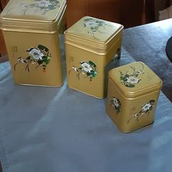 Nesting Tin Canisters 