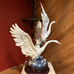Lladro Taking Flight