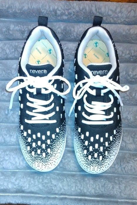 Pre-Owned Women's 11 Blk Snow Haiti Sneakers