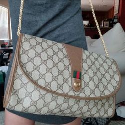 Authentic Vintage Gucci GG Monogram Supreme Sherry Web Ophidia Clutch Crossbody Bag