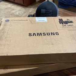 Samsung Chrome book 