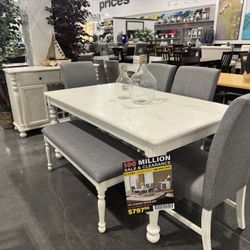 7 Piece Dining Room Set Plus Free Server 