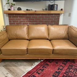 High Quality Tan Leather Couch Pickup In Valley Village 