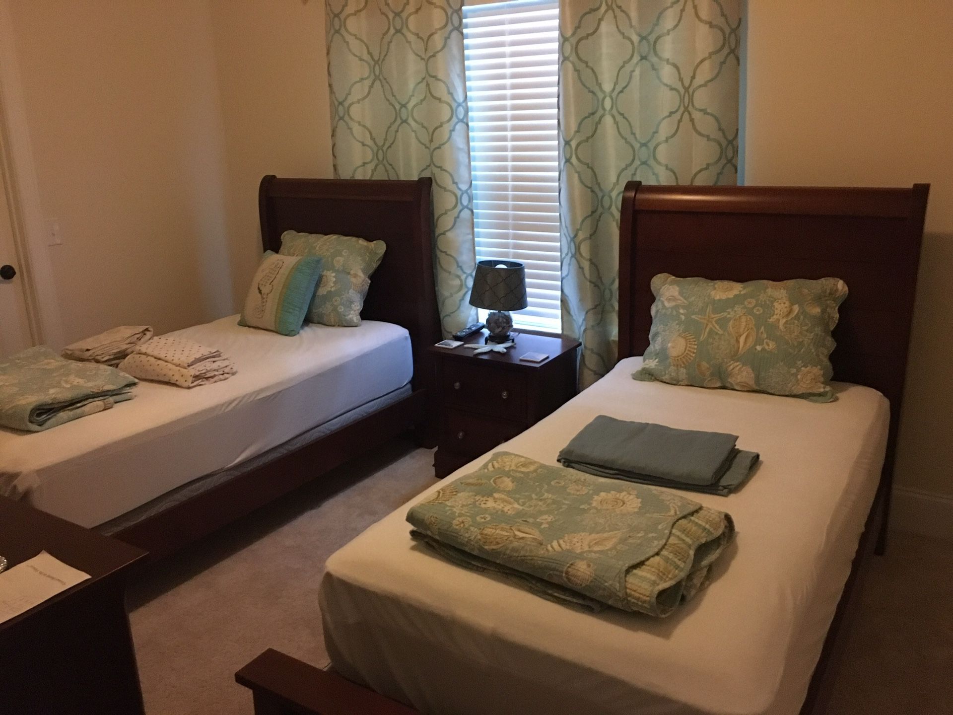Bedroom Suite (Grand Home Furnishings)