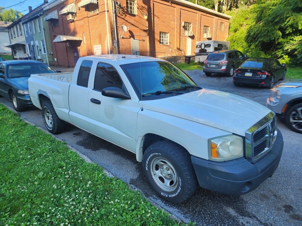 2005 Dodge Dakota