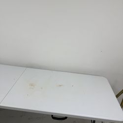 Folding Table 