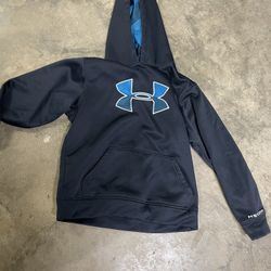 Boys under armor hoodie size small