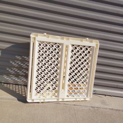 Baby/Dog Gate