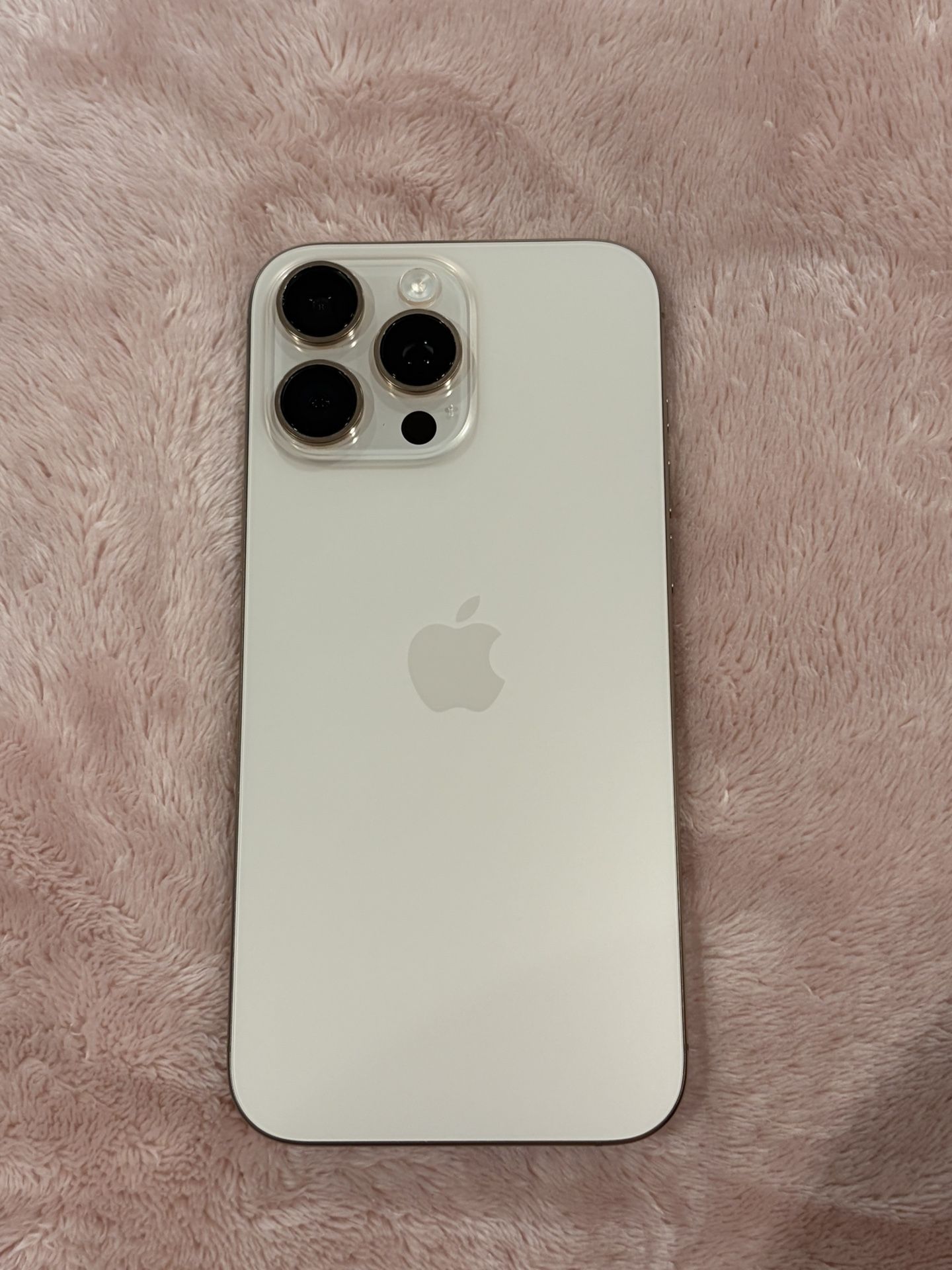 iPhone 16 Pro Max - Desert Titanimun