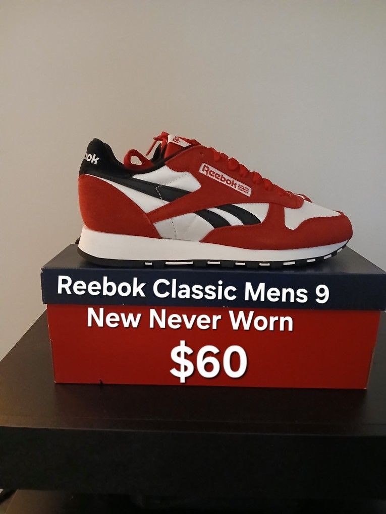Reebok Classic Mens 9 (New) $60