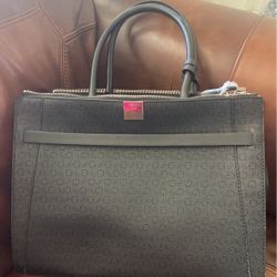 New Guess Purse For 40