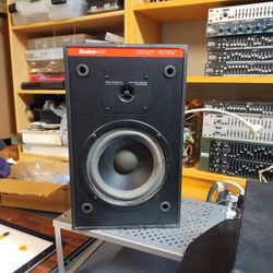 Boston A40V Speakers 