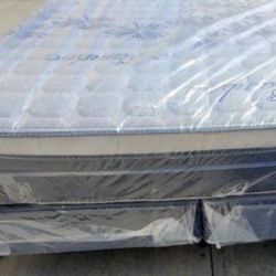 CALKING OR KING PILLOW TOP MATTRESS ‼️
