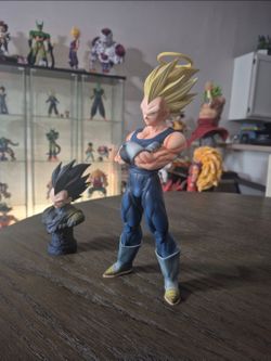 Vegeta pvc statue