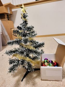 Small Christmas Tree With Ornaments