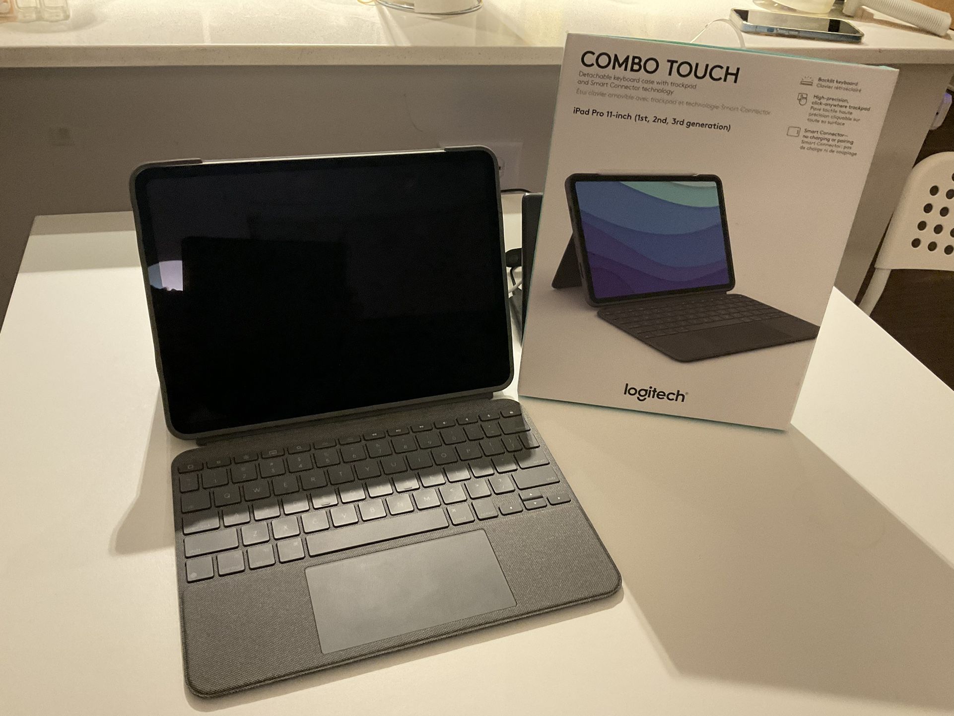 Logitech Combo Touch Keyboard For 11” IPad Pro