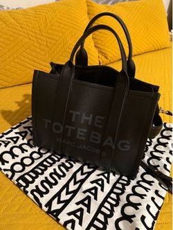 The Marc Jacobs Medium Tote Bag