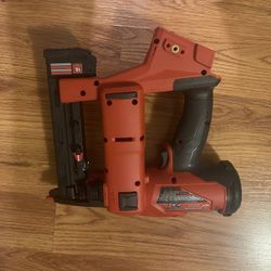 Milwaukee Fuel 18 Volt Stapler 18 Gauge 