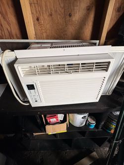 Window AC Unit