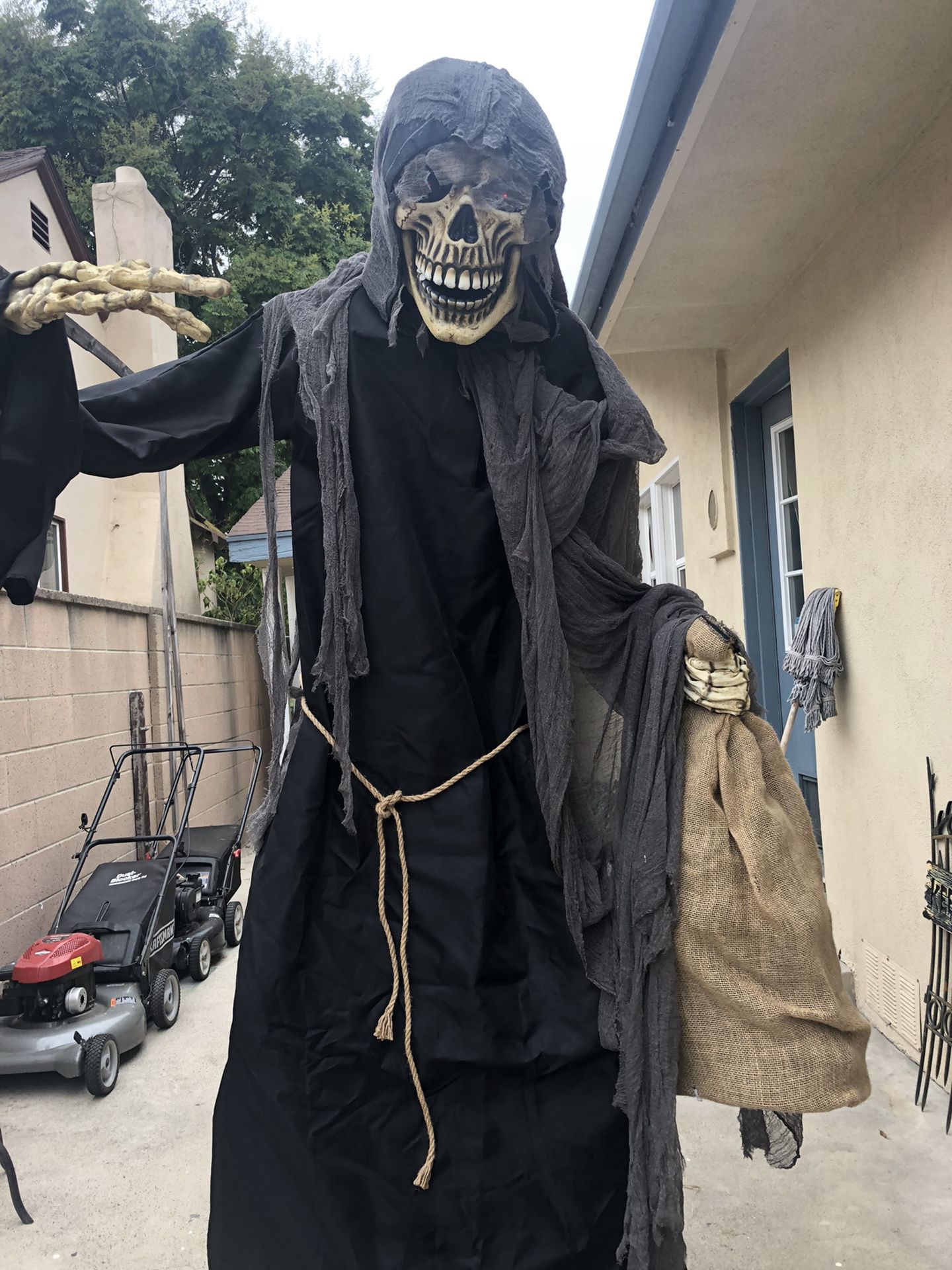 Halloween decoration grim reaper