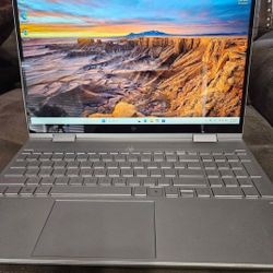 HP ENVY LAPTOP 