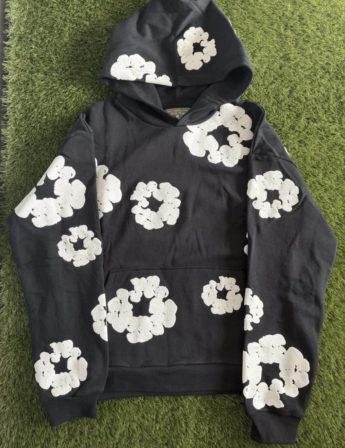 Denim Tears Black and White Cotton Wreath Hoodie Size Medium