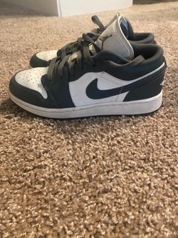 Boys Jordan shoes