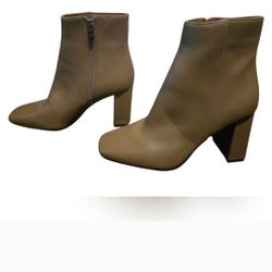 Marc Fisher Tan Leather Ankle Boots | Size 7.5