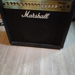 Marshall MG DFX 100 Watt Combo Amp 1 x 12