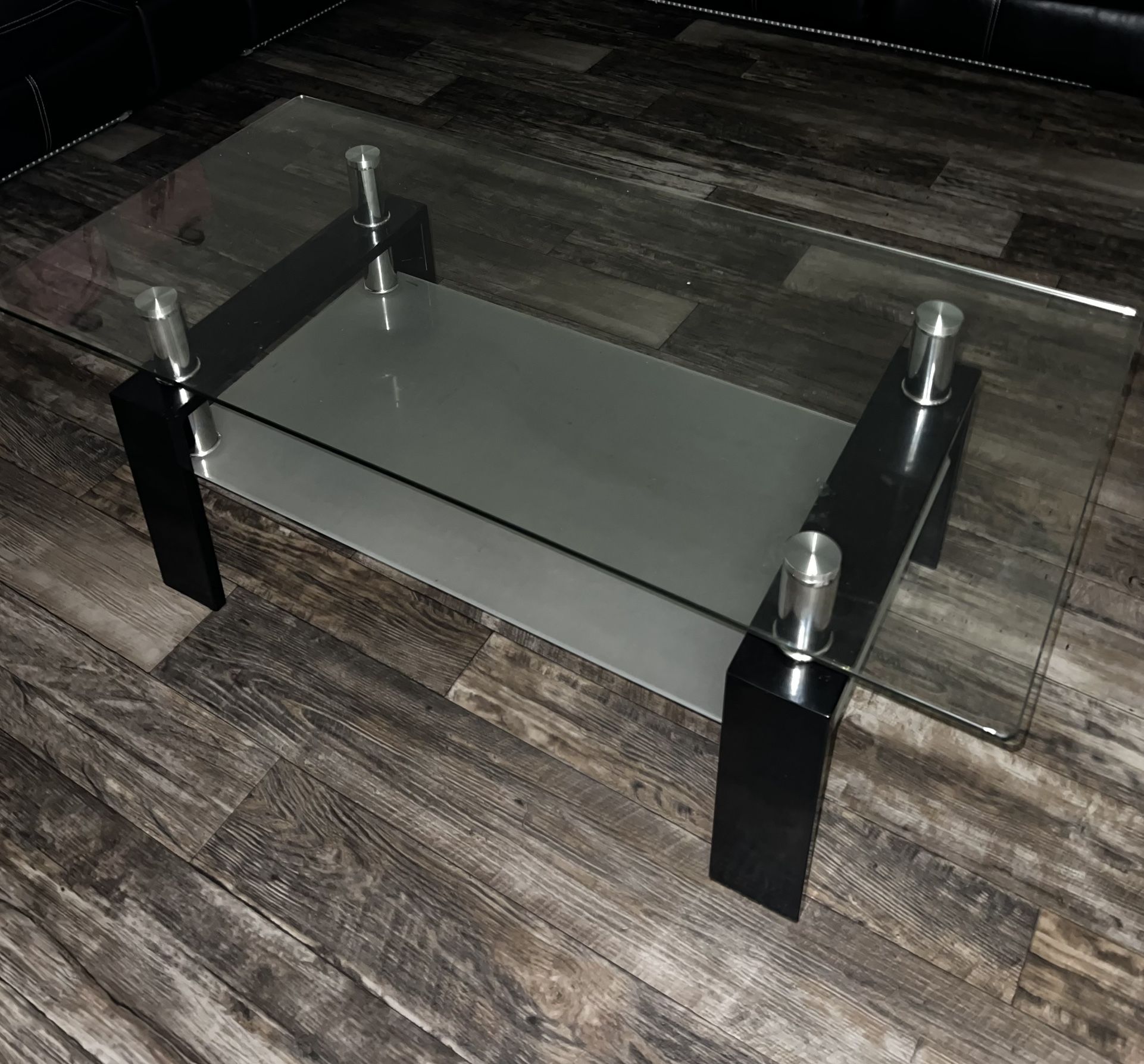 Coffee and End Table. Selling as a pair