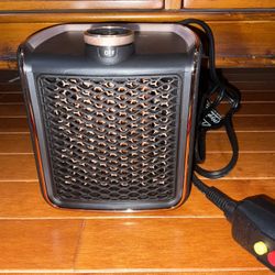 New Handy Heater Instant Heat Pro – Compact Portable Space Heater- New in Box 