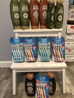 $40 Women stuff bundle for everything it’s all brand new and pick up Gahanna