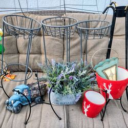 Plant stands yard decor