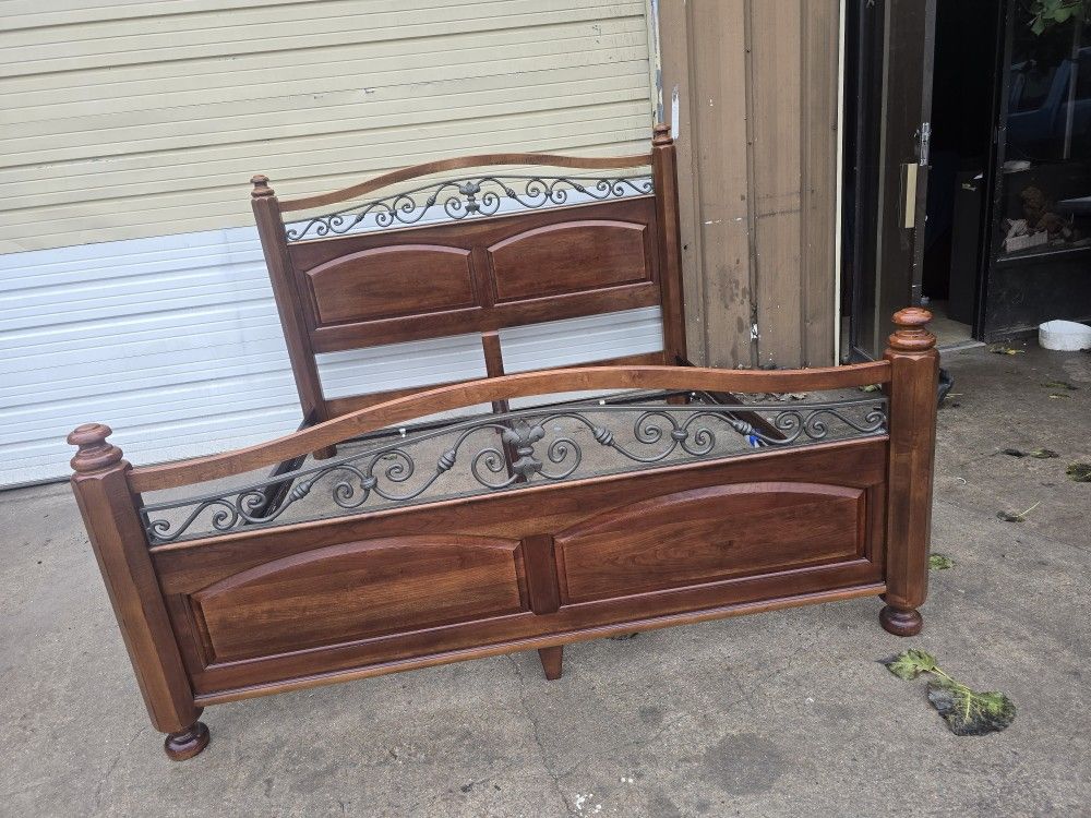 KING BED FRAME