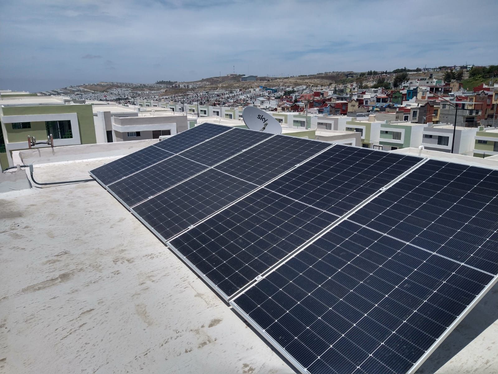 Residential, Commercial, Off-Grid Solar Panels By Accessible Solar & Energy Storage