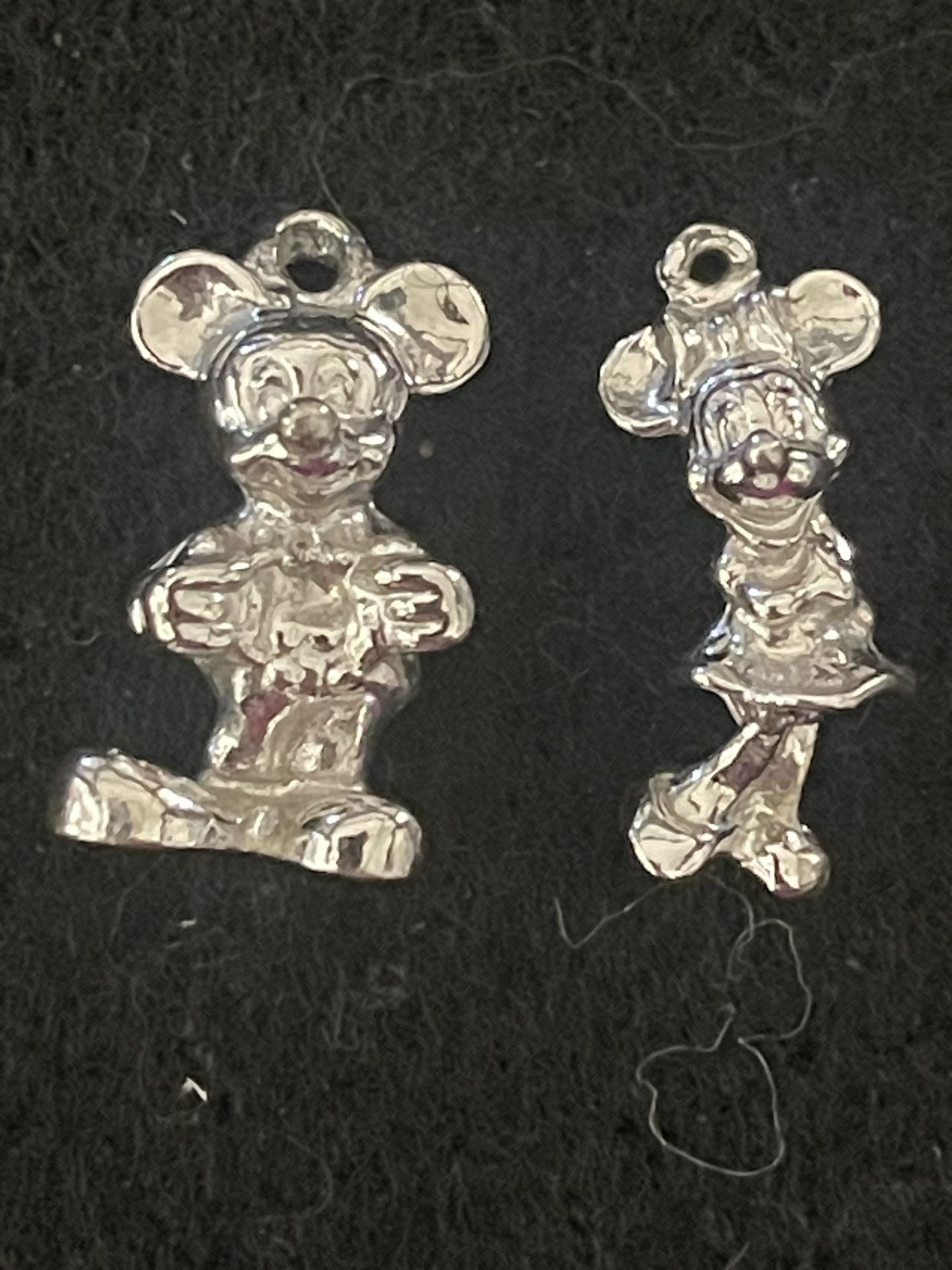 3/4” Tall Mickey And Minnie Charms