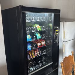 Snack Vending Machine